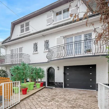 200m De La - Grande Maison Pour 6 Adultes Et 2 Enfants