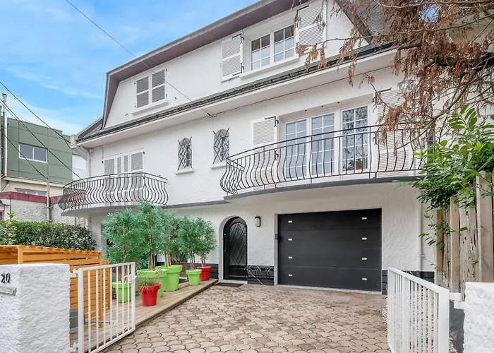 200m De La - Grande Maison Pour 6 Adultes Et 2 Enfants